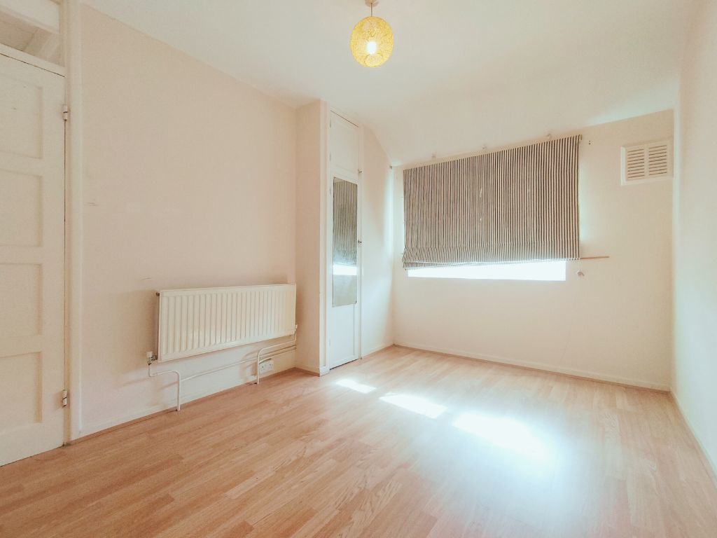 Photo 19- click for photo gallery